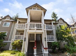18505 SE Newport Way UNIT A202, Issaquah, WA 98027