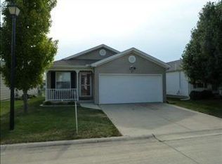 17 Andy Ct, Bloomington, IL