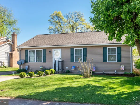 106 Ridge Ave, Taneytown, MD 21787