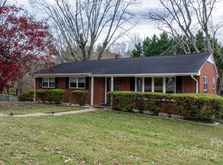 117 Clark St, Morganton, NC 28655