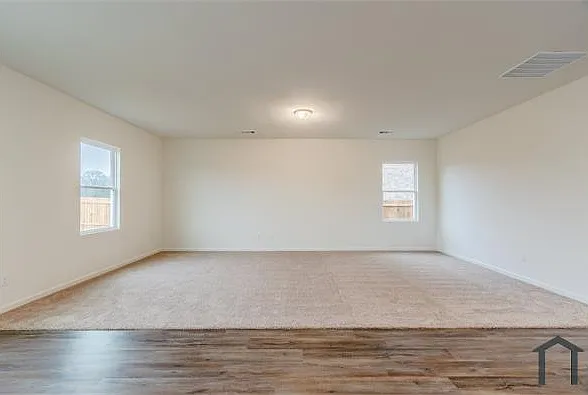 761 Richmond Dr — Photo 16