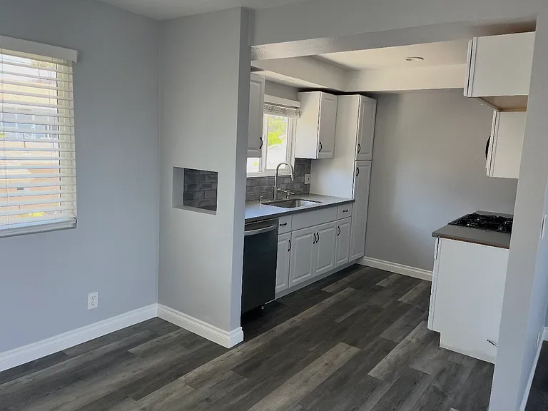 2031 S Gaffey St #B — Photo 3