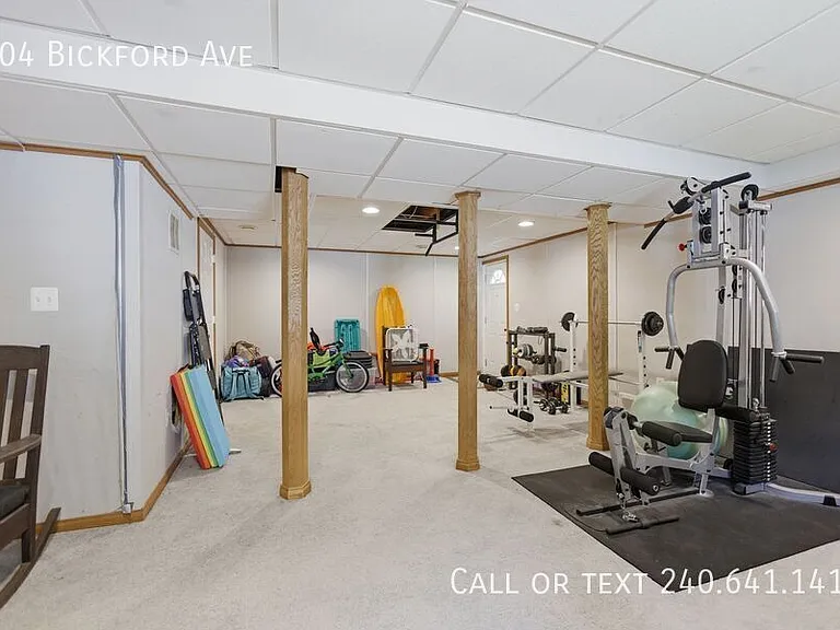504 Bickford Ave — Photo 31