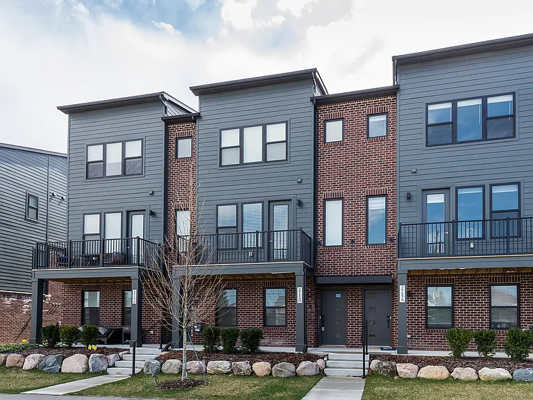 2150 Park Dr — Photo 33