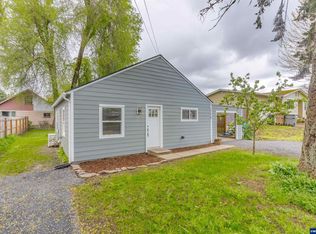 1116 Poplar St, Sweet Home, OR 97386