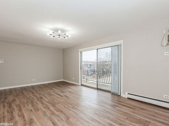 2nd image of 27 Willow Way #105