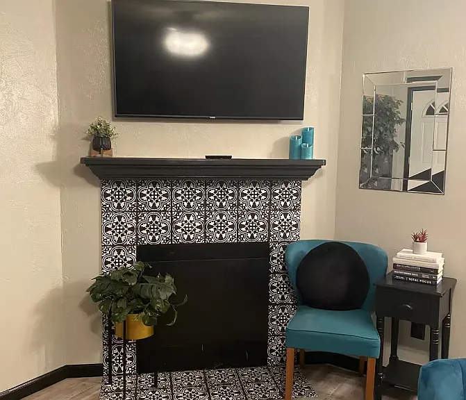 2528 Mar Ct — Photo 4