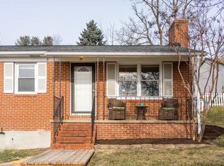 77 Montrose Dr, Fishersville, VA 22939