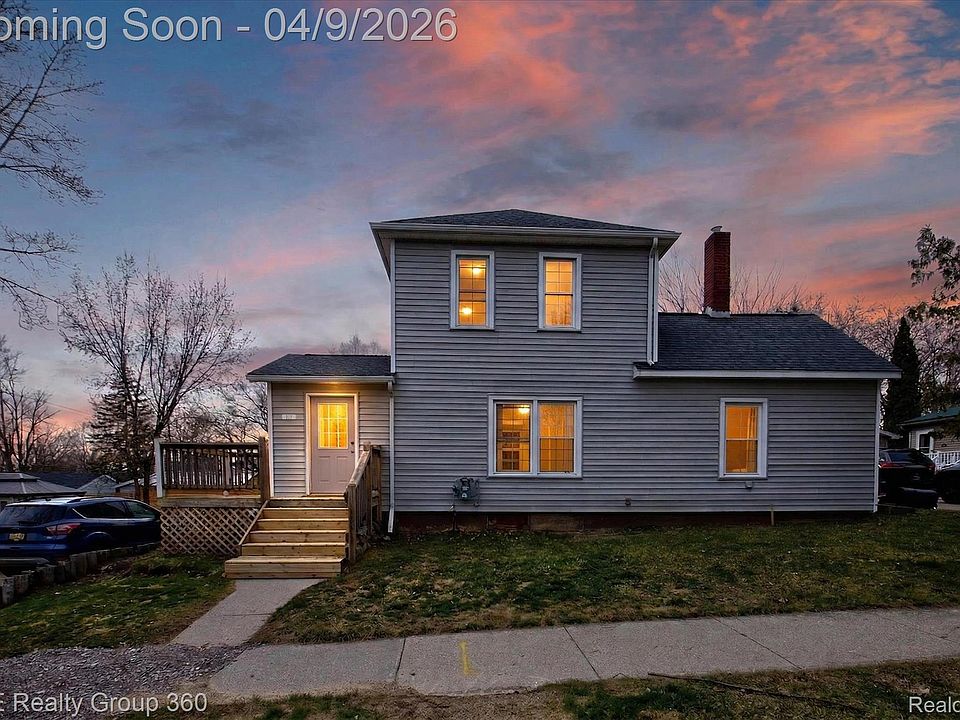 1st image of 217 Maple Ave