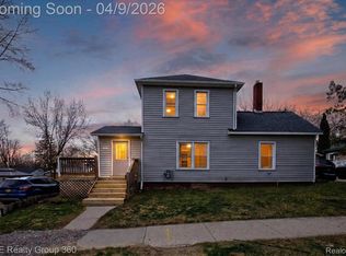 217 Maple Ave, Alma, MI