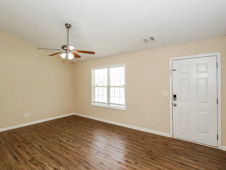 43 Thorn Thicket Way — Photo 7