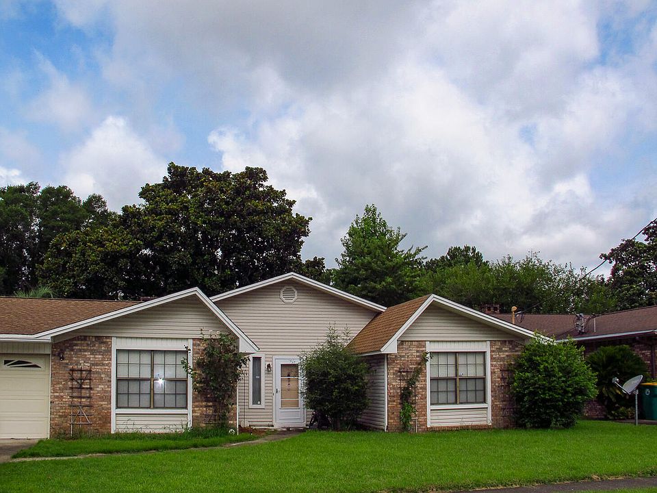 1st image of 726 Dubois Dr
