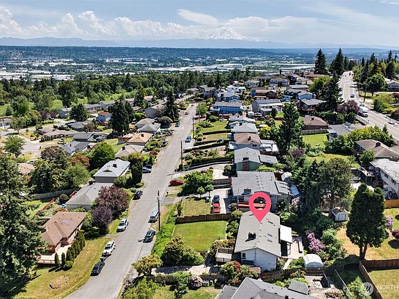 3rd image of 17909 50th Avenue S