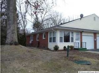 1 Snowberry Ln, Howell, NJ 07731