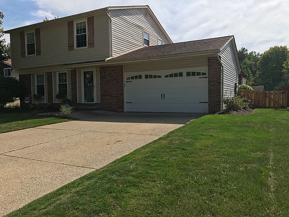 2nd image of 588 Saint Lawrence Blvd