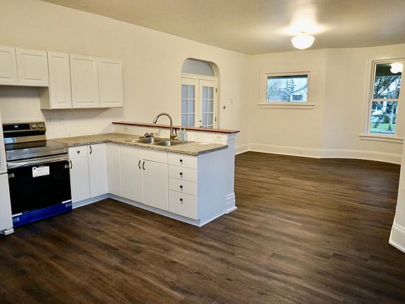3rd image of 3302 N 26th St #1