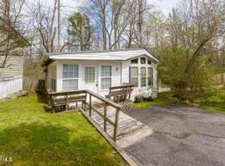 5355 Parkway E UNIT 46, Cosby, TN 37722