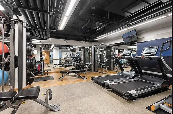 Rented by Manhattan Realty Group | media 4