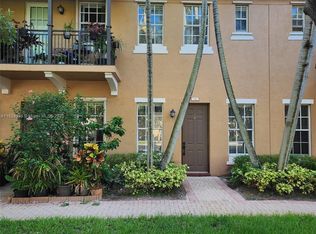 706 SW 147th Ave, Pembroke Pines, FL 33027