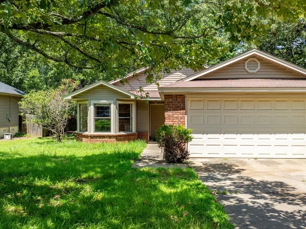 5 Oakridge Dr, Maumelle, AR 72113