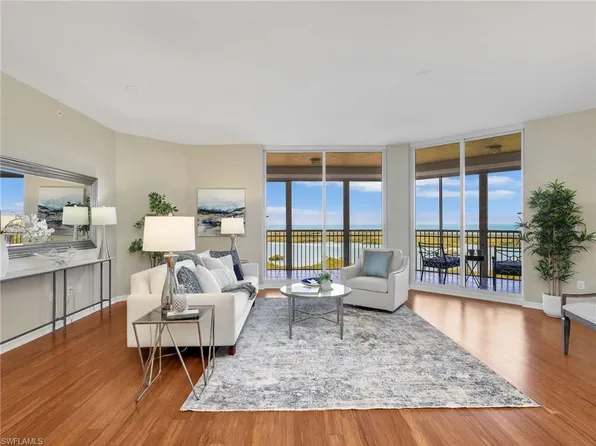 1001 Arbor Lake DR #1202, NAPLES, FL 34110