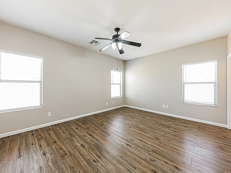 15316 W Cortez St — Photo 8