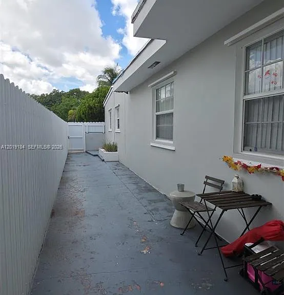 3285 NW 98th St — Photo 5