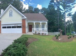 105 Riversong Dr, Alpharetta, GA 30022