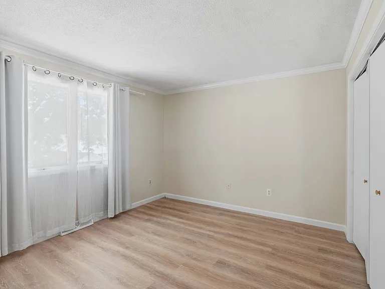 290 Tremont St — Photo 15