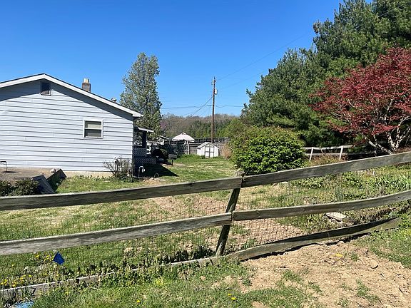 3rd image of 93 Terrace Dr