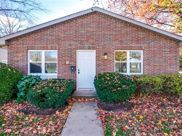 2401 Island Dr Unit 20A, Uniontown, OH 44685