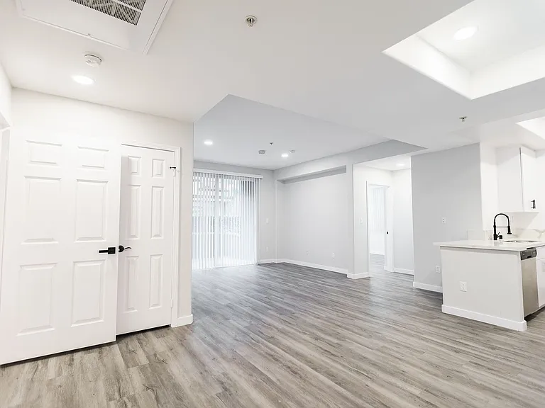 2820 Sawtelle Blvd — Photo 103