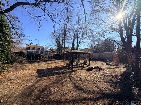 (undisclosed Address)