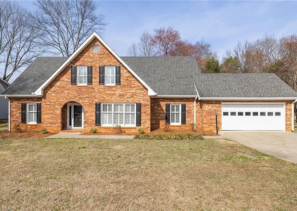 1st image of 217 McTavish Ln