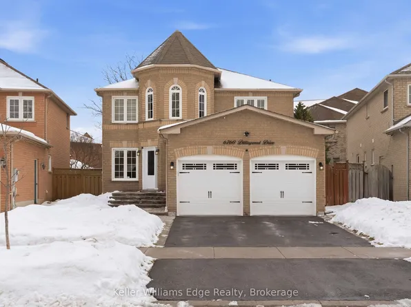 6760 Dillingwood Dr, Mississauga, ON L5N 7A2
