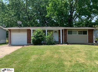 1718 Cargill Dr, Saint Louis, MO 63136