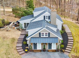 1239 Hilltop Rd, Chester Springs, PA 19425
