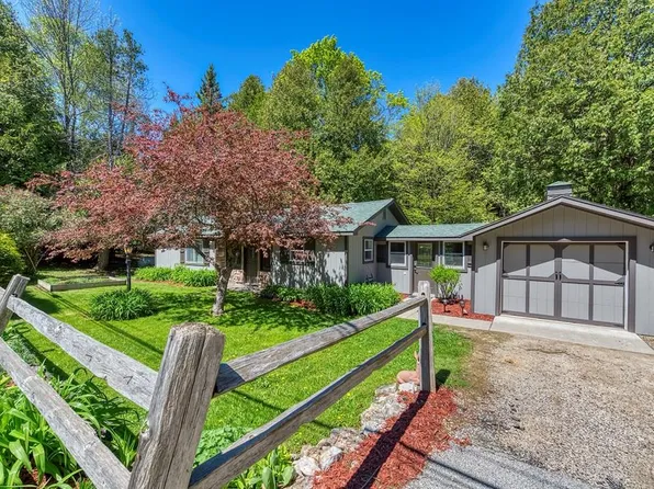 2484 County Road F, Baileys Harbor, WI 54202