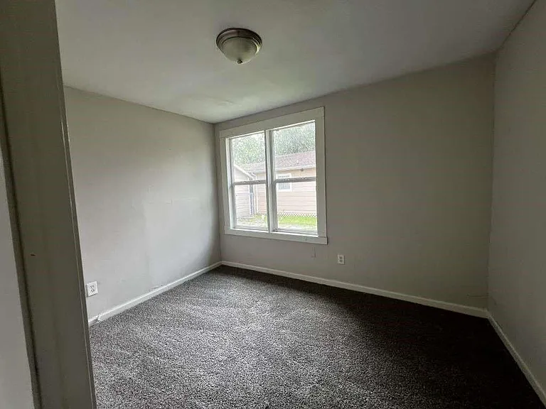 8606 Prairie View Dr — Photo 12