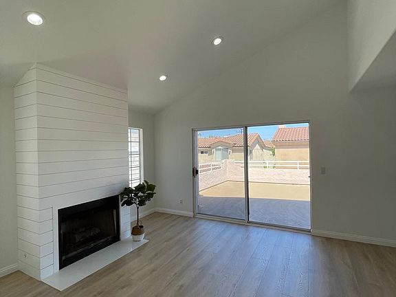 3rd image of 2432 Cabrillo Ave #C