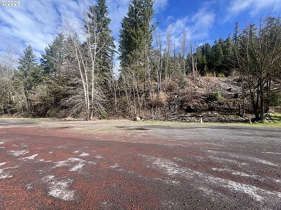 4th image of N Santiam Hwy SE #3 & 4