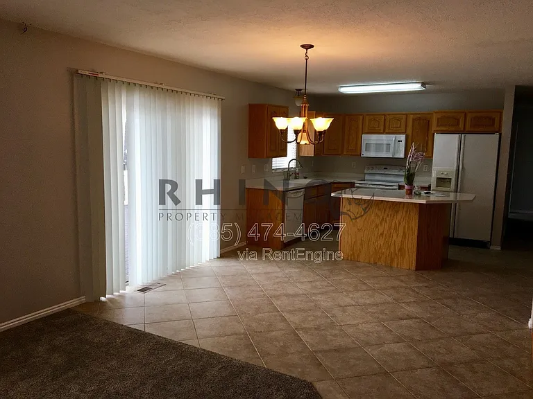 1102 E 3325 N #1 — Photo 1