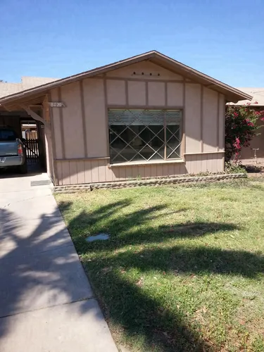 8720 E Highland Ave Photo 1