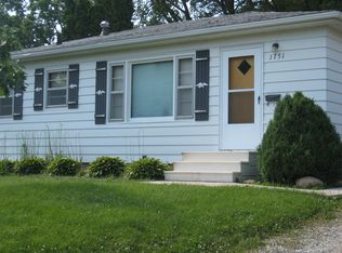 1751 Howard Ave, Waterloo, IA 50702