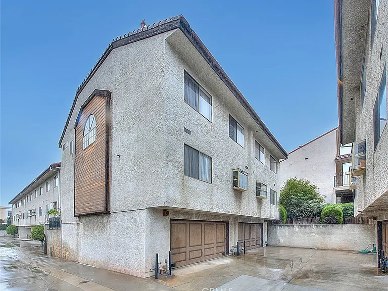 319 N Lincoln Ave #A — Photo 14
