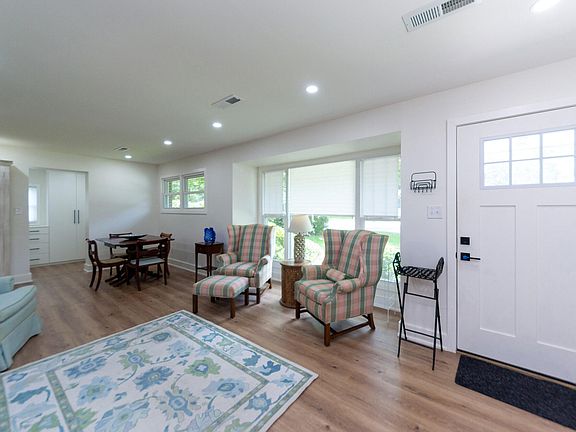 4th image of 743 Sinlea Ave