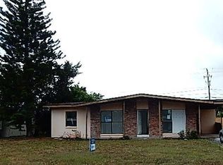 733 5th Pl SW, Vero Beach, FL 32962