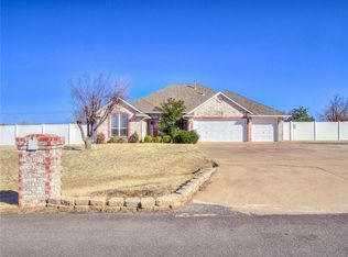 10520 Katy Line Dr, Yukon, OK 73099