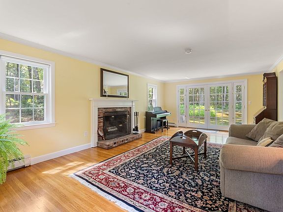 5th image of 113 Newbridge Rd
