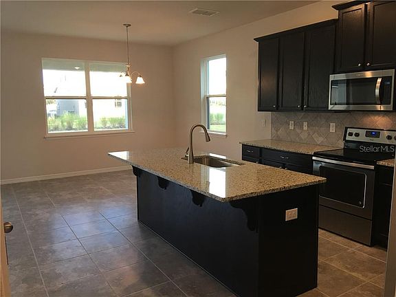 3rd image of 2465 Rapollo Dr